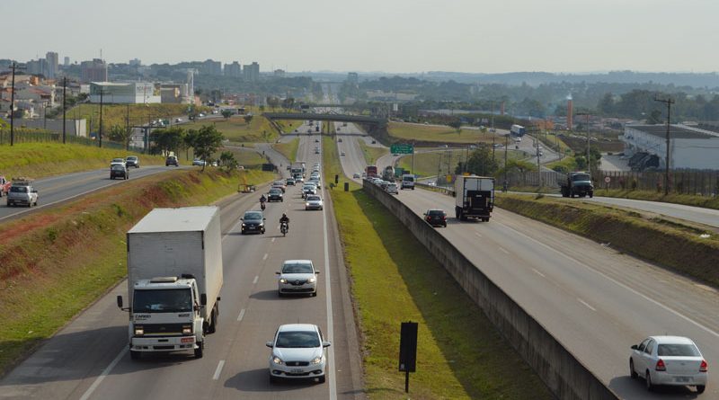 Alteração no Código de Trânsito muda regra para uso de farol nas rodovias